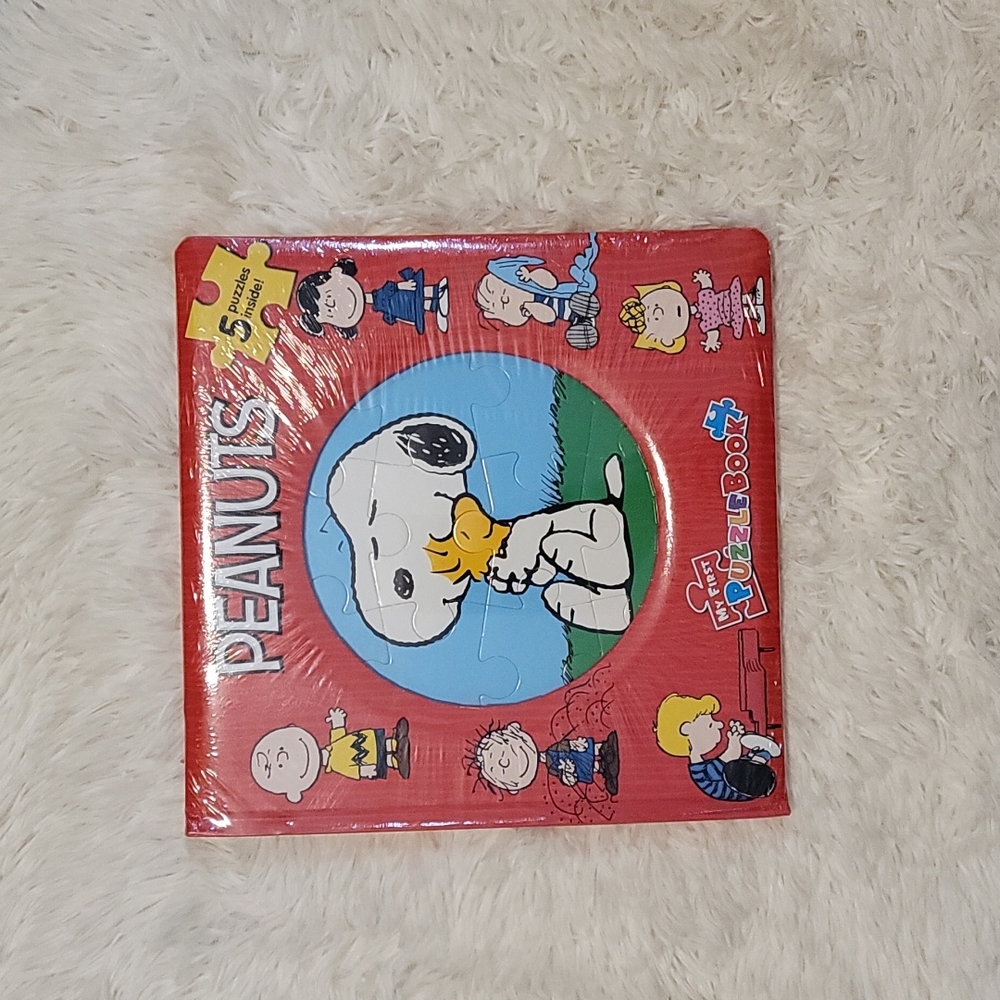 Peanuts ,My First Puzzle Book, snoopy